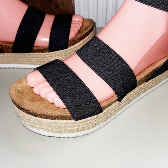 REPORT Tuti Elastic Strap Platform Summer Sandals - Picture 2 of 10